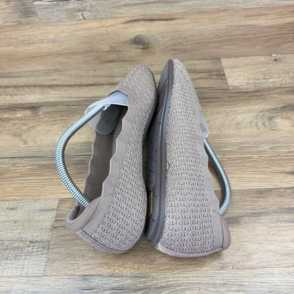 Skechers Size 11 Slip On Memory Foam Flats Fabric Scalloped Stretch Womens - Picture 3 of 7